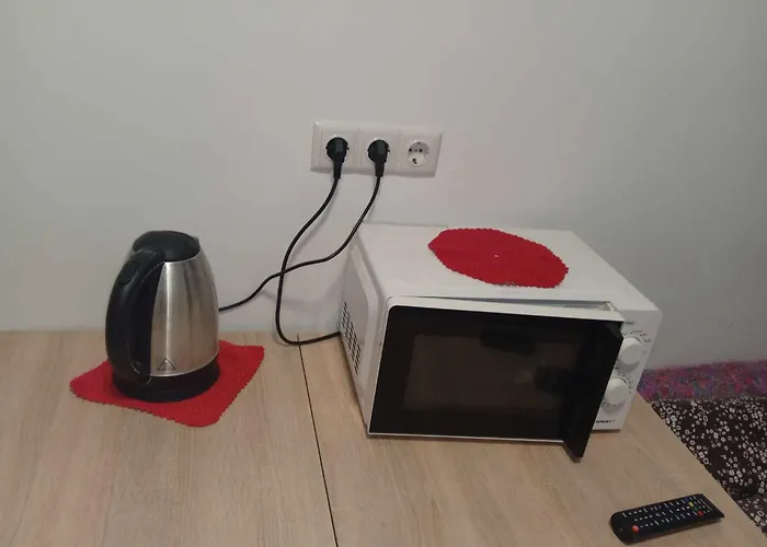 Nea Iskra Vyletska Berezhanska Street * Leópolis